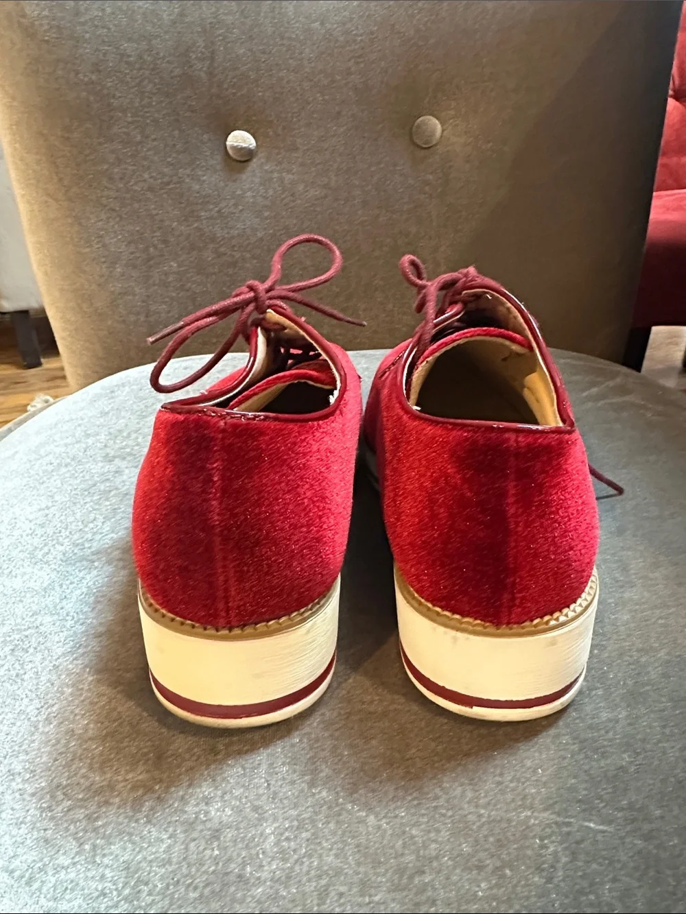 Traditions refined velvet